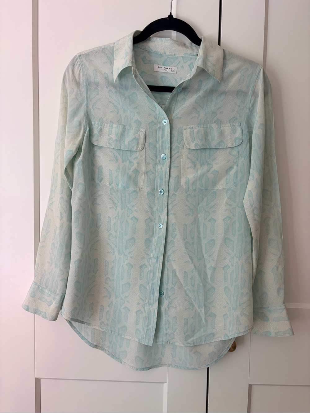 Equipment Silk Light Aqua Snake Printed Button-Down Shirt | XS